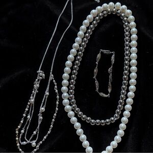 Elegant Pearl and Silver Necklace Set